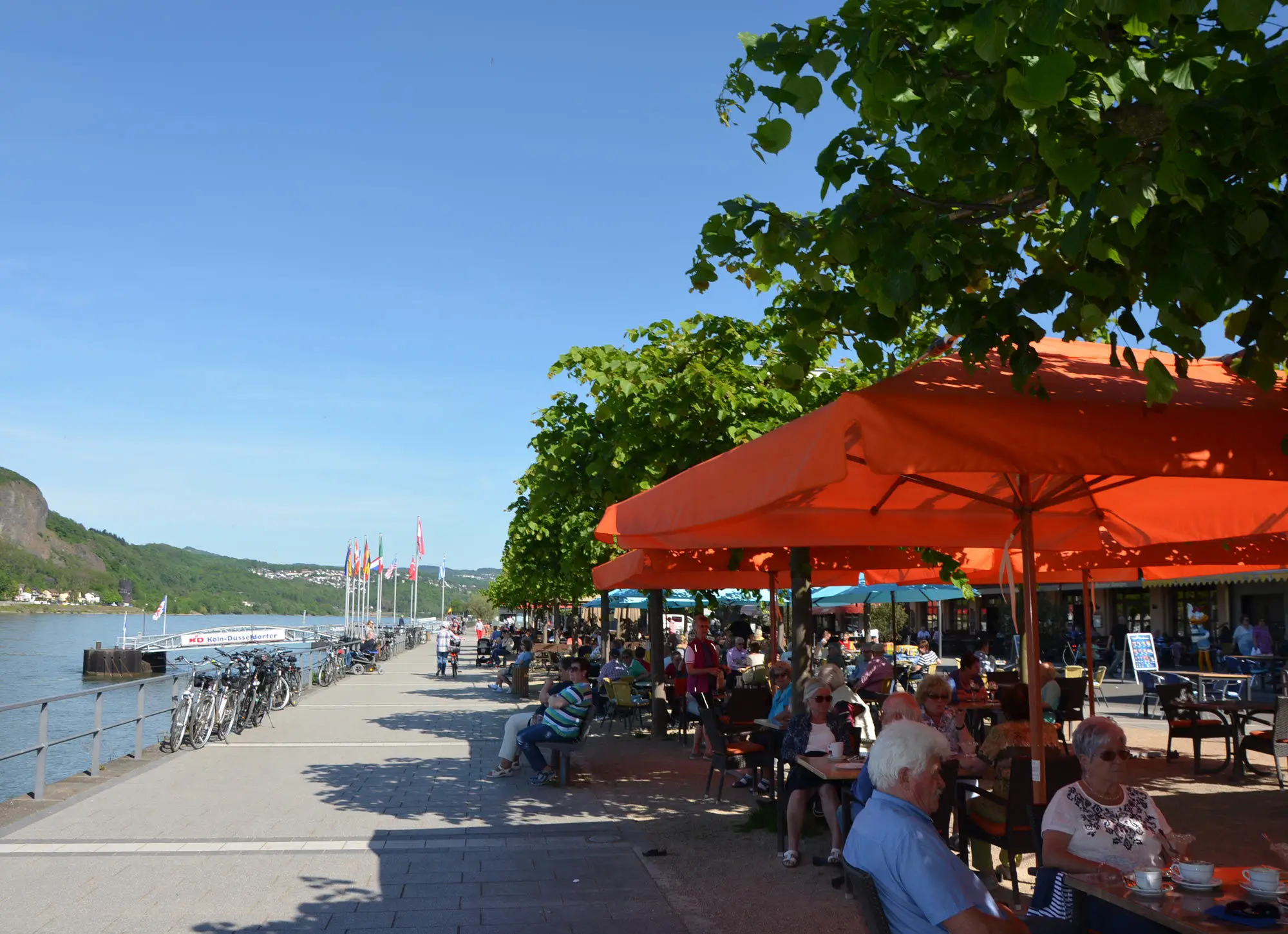 Rheinpromenade – Caracciolaplatz