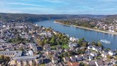 Luftaufnahme von Remagen mit Rheinblick