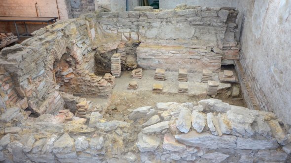 Hypokausten im ehemaligen Kastell RIGOMAGVS