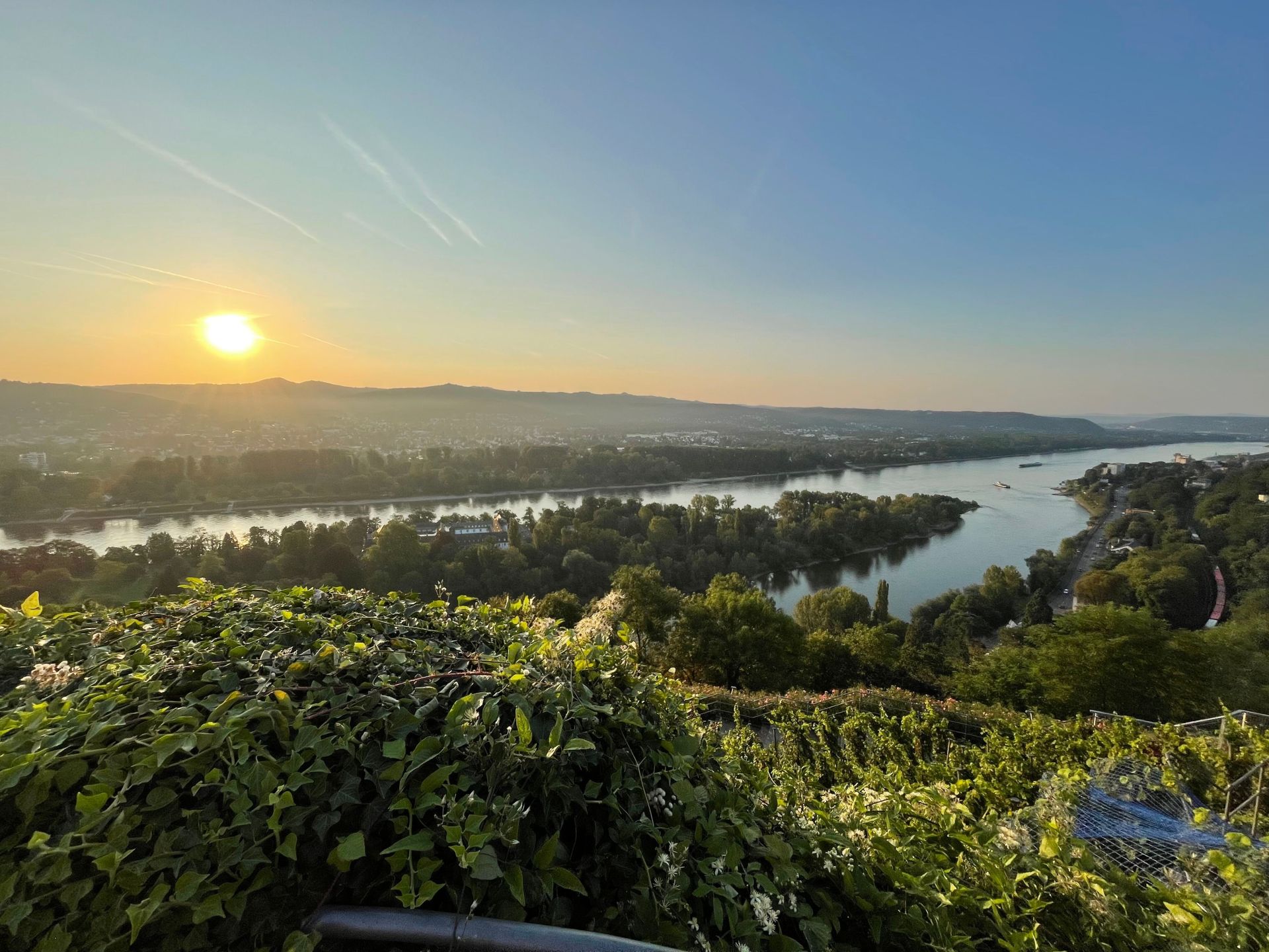 Aussicht vom Rolandsbogen bei Sonnenaufgang (2)